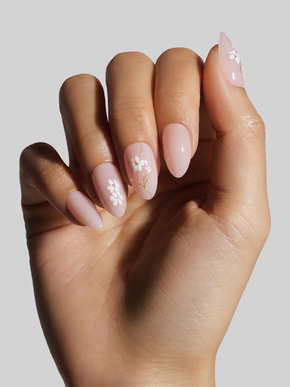 NIB Celebritips Heavenly Bloom Press On Nails Short Almond Floral Bridal
